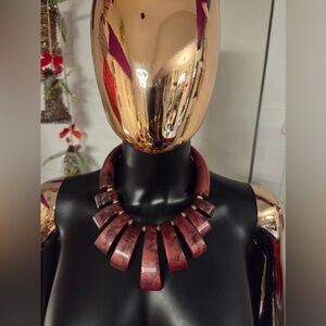 Chic Burgundy Statement Necklace